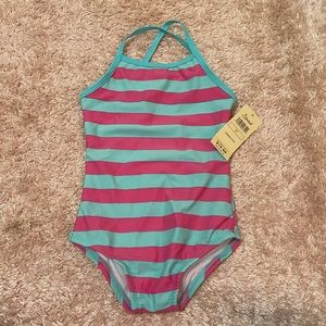 Girls swimsuit size 3T NWT